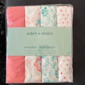NWT Aden + Anais swaddle set. Pack of 4